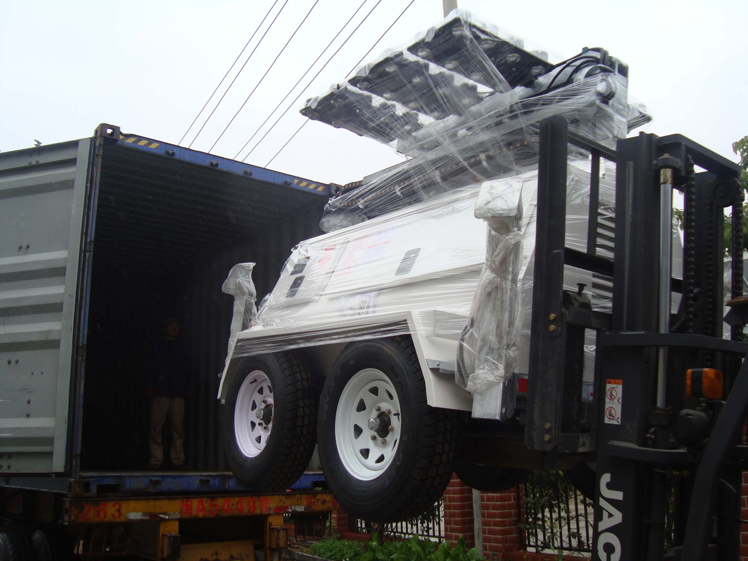 Vizona-Bravo360-Lighting-Tower